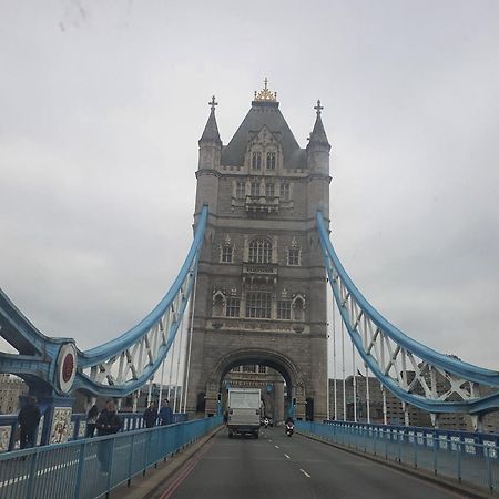 Walking To Tower Bridge Apartment London Exterior photo